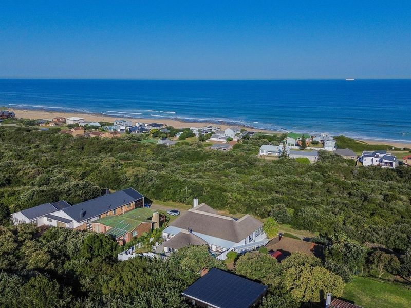Coastal Luxury Retreat with Uninterrupted Sea Views in Cannon Rocks - Photo 7