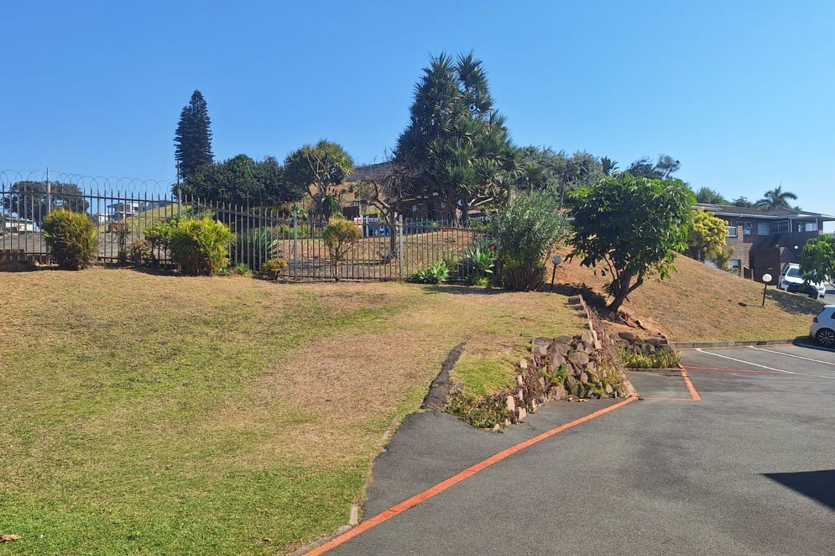 3 Bedrooms, 2 Bathrooms Apartment For Sale In Athlone Park, Amanzimtoti - Photo 2