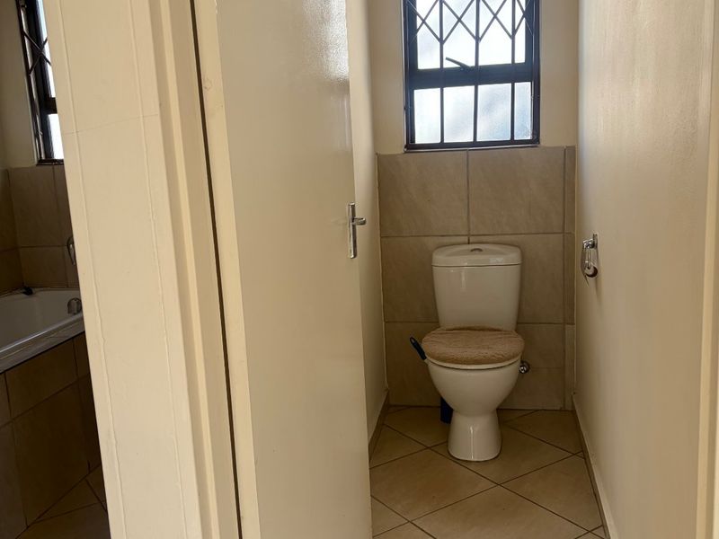 2 Bedroom 1 Bathroom for rent  - Photo 6