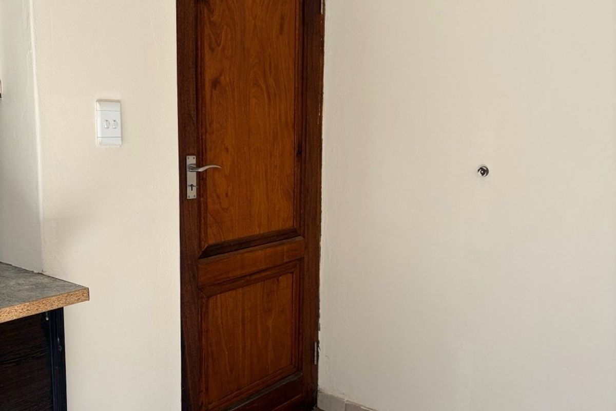 2 Bedroom 1 Bathroom for rent  - Photo 5