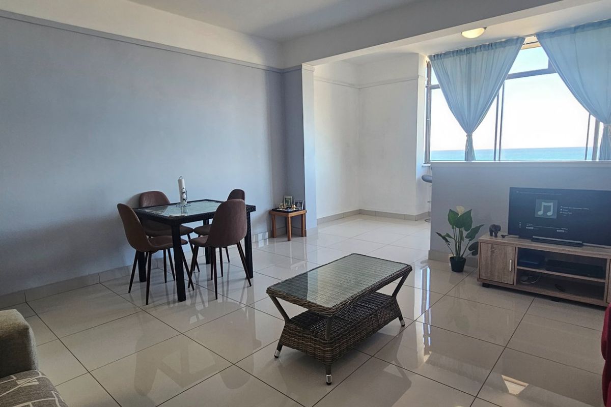 Frontline Golden Mile Apartment | South Beach - Photo 5