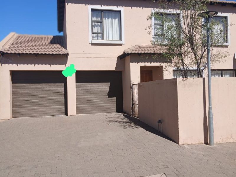 3 bed duplex house to let in Montana 1 June 2026 - Photo 2