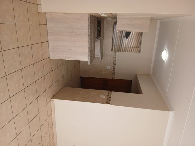 3 bed duplex house to let in Montana 1 June 2026 - Photo 10