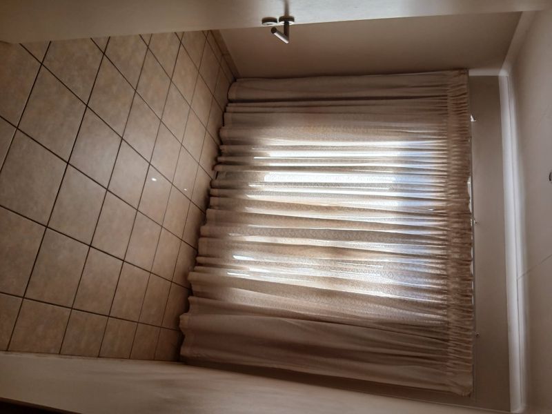 3 bed duplex house to let in Montana 1 June 2026 - Photo 7