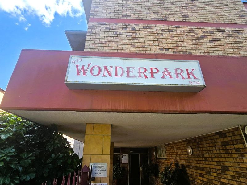Spacious 3-Bedroom Apartment for Sale in Wonderboom South – Comfort, Style & Convenience! - Photo 2