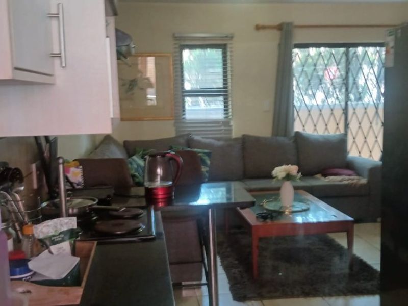 Cozy 1-Bedroom Flat – Perfect Starter Home or Investment Opportunity - Photo 8