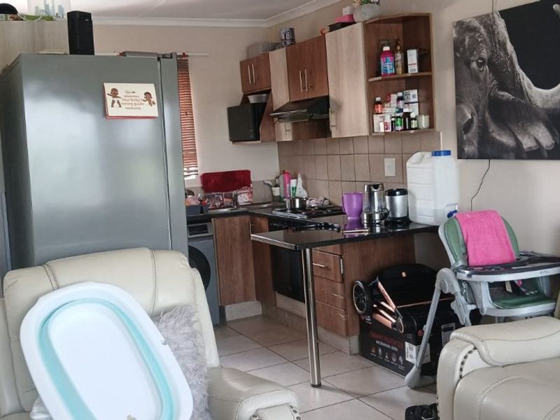 Cozy 1-Bedroom Flat – Perfect Starter Home or Investment Opportunity - Photo 5