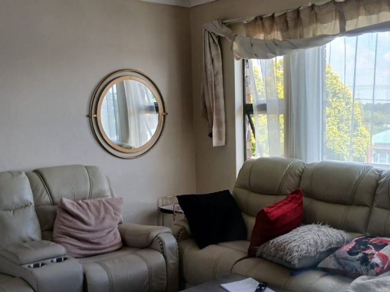 Cozy 1-Bedroom Flat – Perfect Starter Home or Investment Opportunity - Photo 6