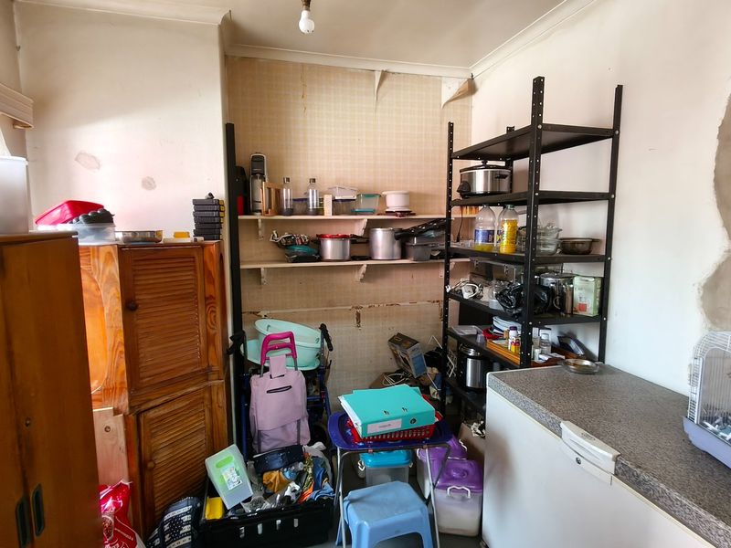 Family haven in Silverfields with pool and flatlet - Photo 7