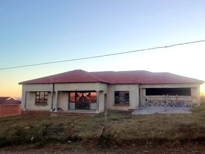 Unfinished 4 Bedroom House for Sale in East London  - Photo 9
