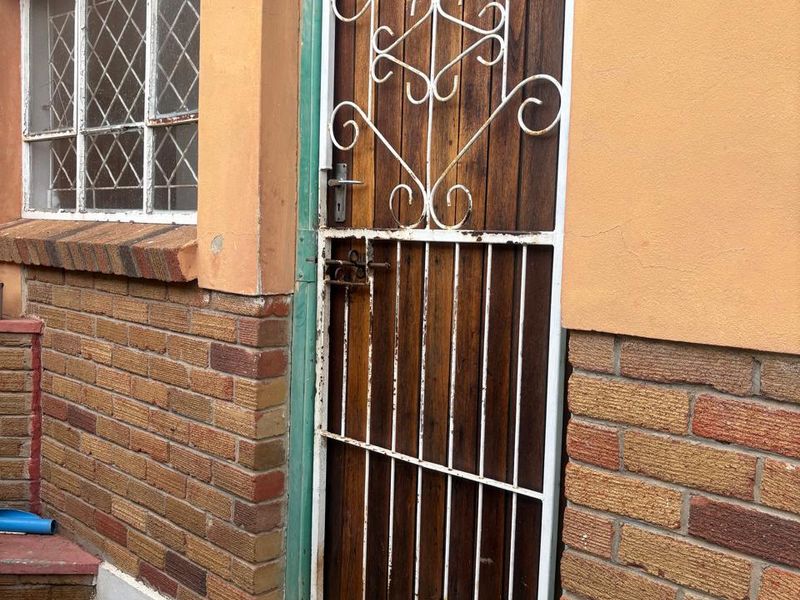 FLAT TO RENT – BOTHASRUS - Photo 2
