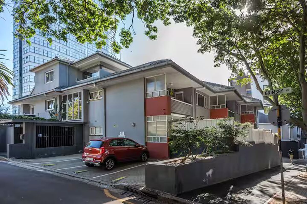Turnkey Atlantic Seaboard Investment | Fully Furnished | Airbnb Ready - Photo 2