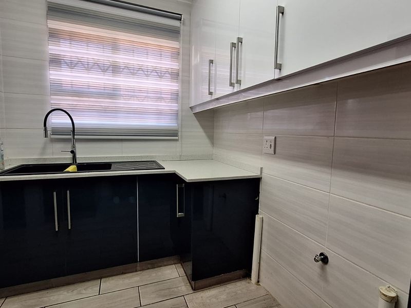 Stylish 3-Bedroom Townhouse with Modern Finishes in Kookrus  - Photo 7