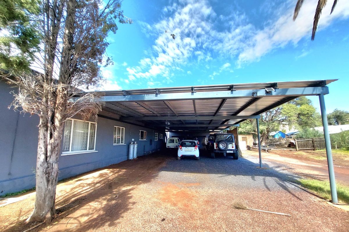 Spacious Smallholding for Sale in Upington, Northern Cape – Ideal for Self-Sustainable Living - Photo 3