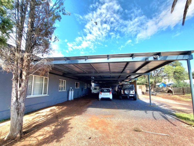 Spacious Smallholding for Sale in Upington, Northern Cape – Ideal for Self-Sustainable Living - Photo 3