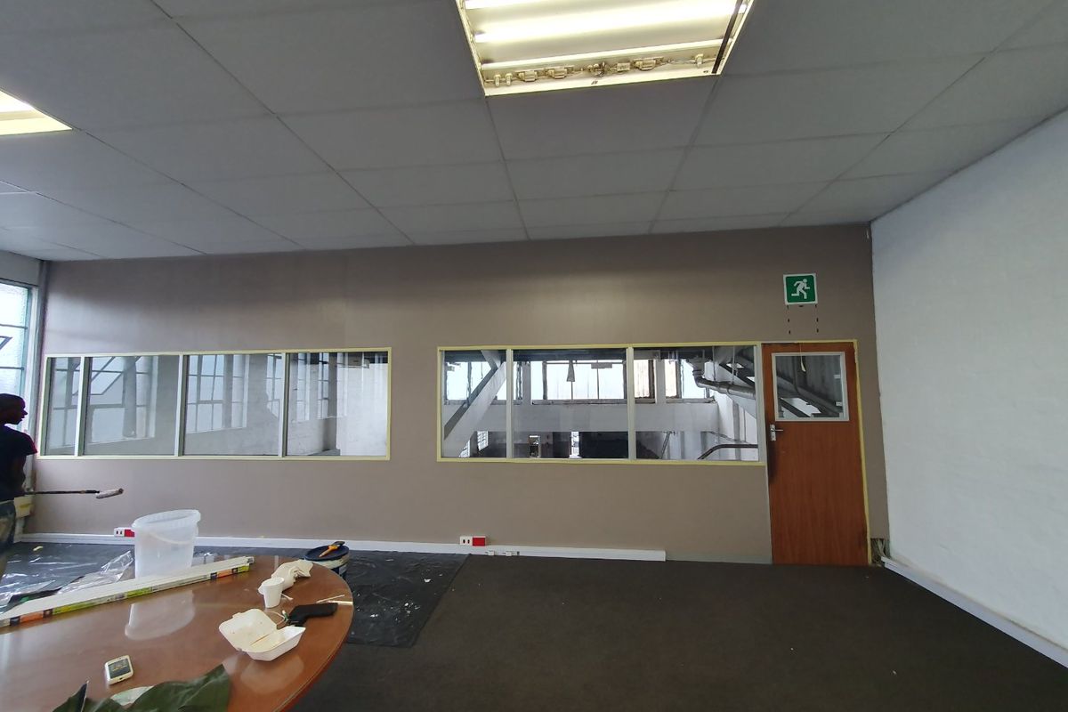 Industrial gem in Jacobs with ready power and access - Photo 5