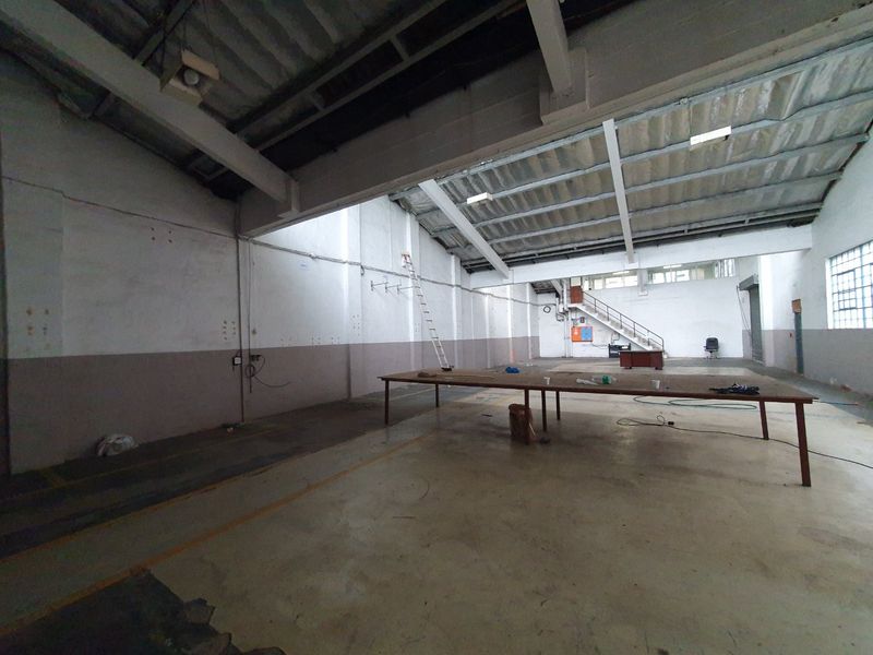 Industrial gem in Jacobs with ready power and access - Photo 9