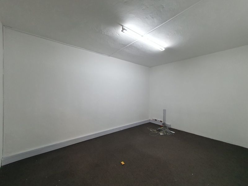 Industrial gem in Jacobs with ready power and access - Photo 8
