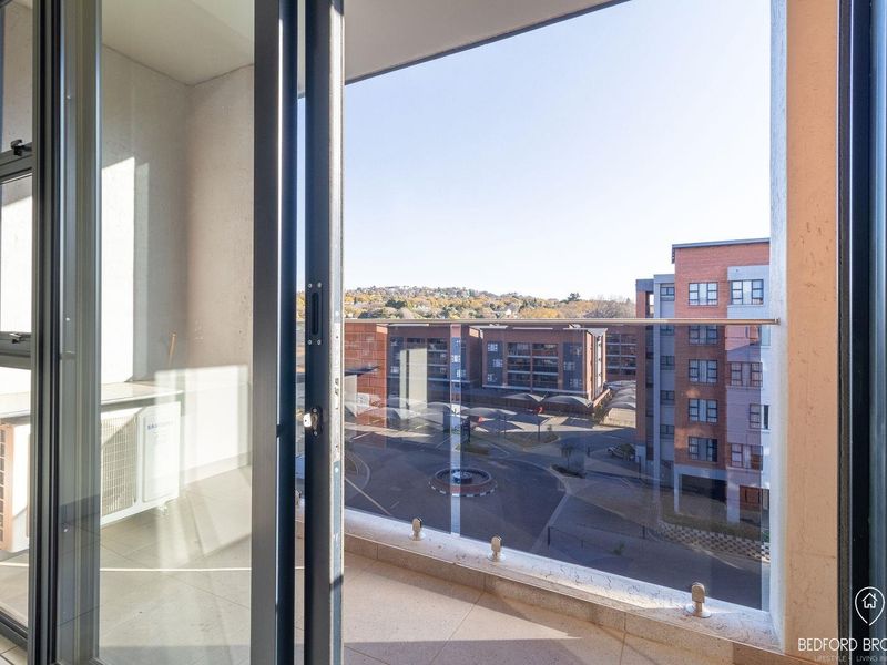 3 BEDROOM 2 BATHROOM APARTMENT FOR RENT IN BEDFORDVIEW - Photo 5