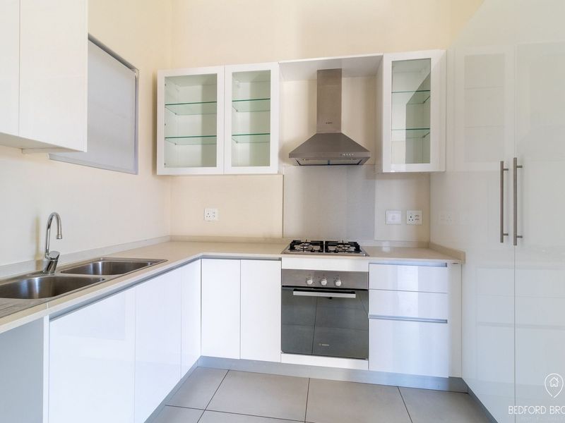 3 BEDROOM 2 BATHROOM APARTMENT FOR RENT IN BEDFORDVIEW - Photo 6