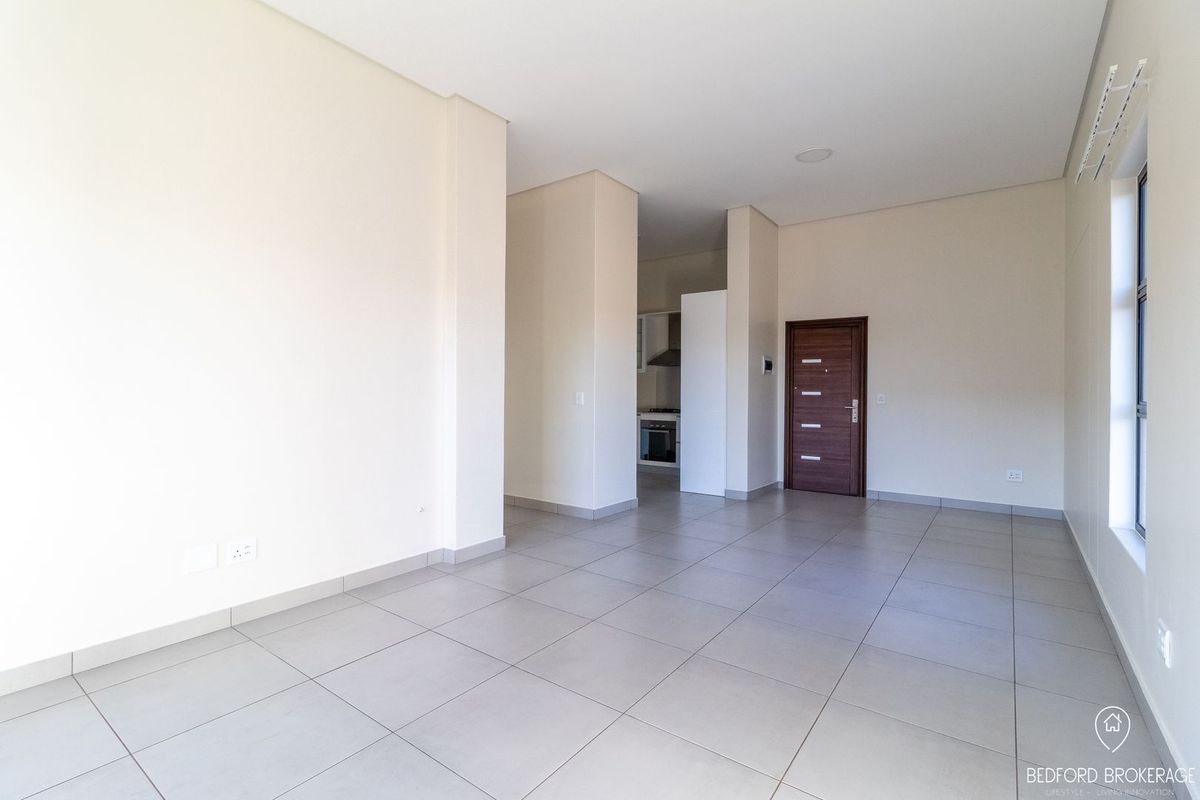 3 BEDROOM 2 BATHROOM APARTMENT FOR RENT IN BEDFORDVIEW - Photo 4