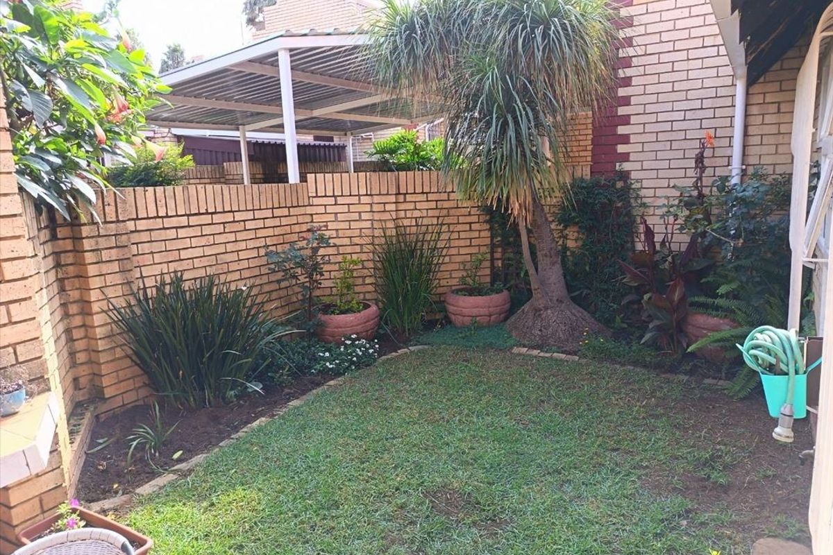 Affordable Comfortable Living In A Prime Location - Photo 3