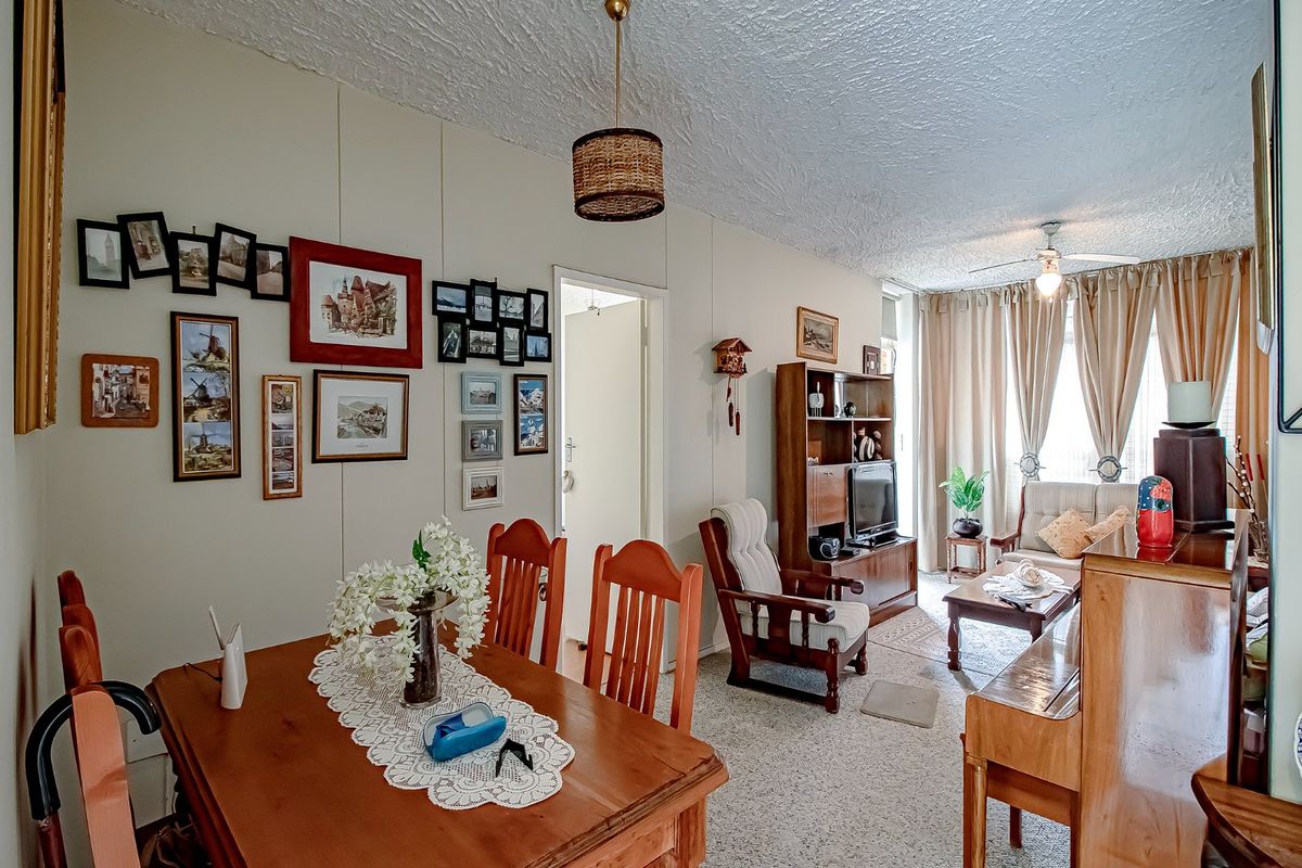 Comfortable Low-Maintenance Flat in Quiet Sinoville - Photo 5