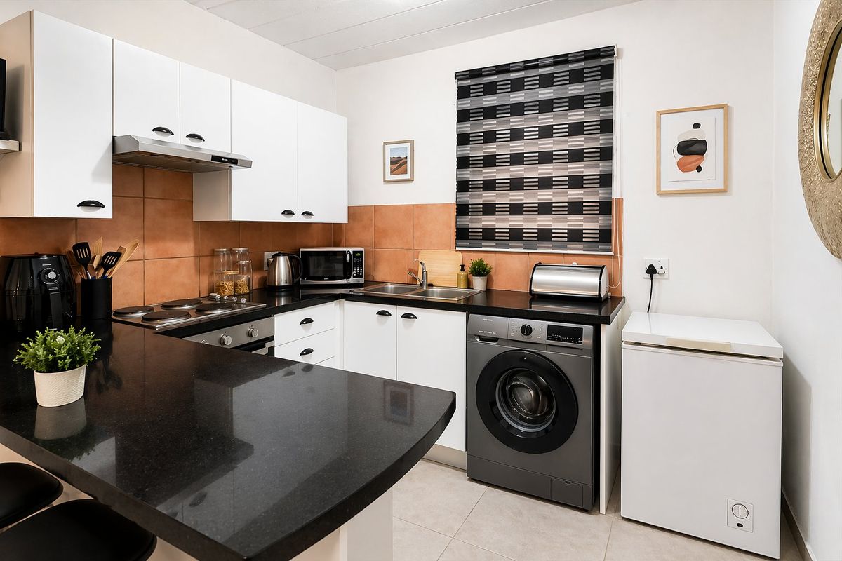 Tranquil Two Bedroom Garden Apartment in Inyati Sands - Photo 3