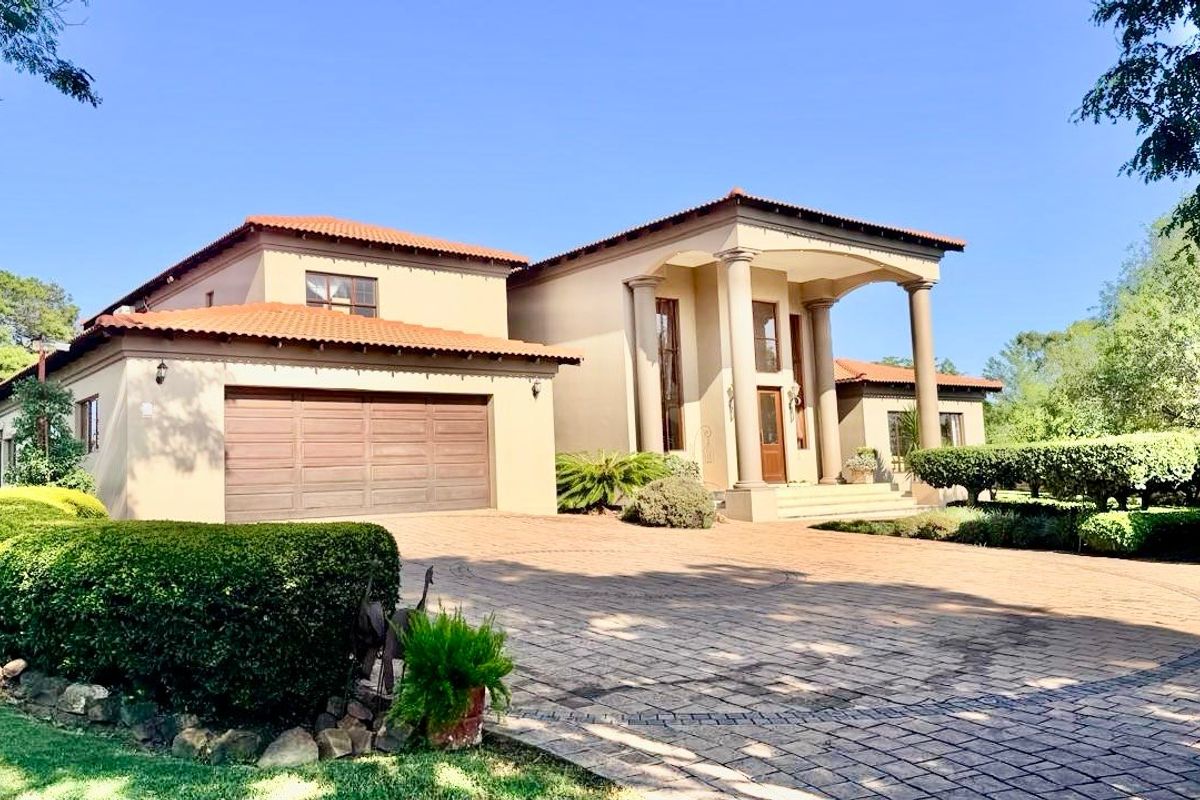 A Private Sanctuary of Space, Elegance & Self-Sufficiency in an Exclusive Estate - Photo 2