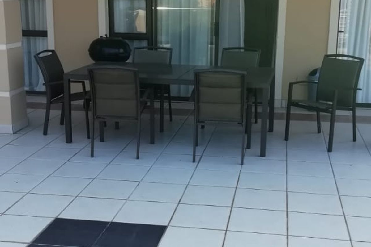To let in Umhlanga, 3  Bedroom apartment with stunning sea views.  - Photo 5
