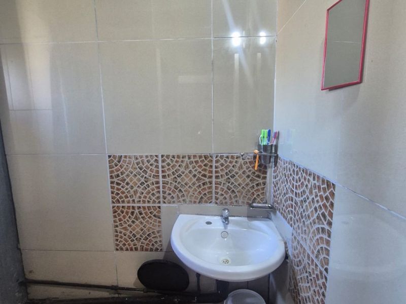 1 Bedroom apartment for sale in Merebank R395,000 - Photo 10