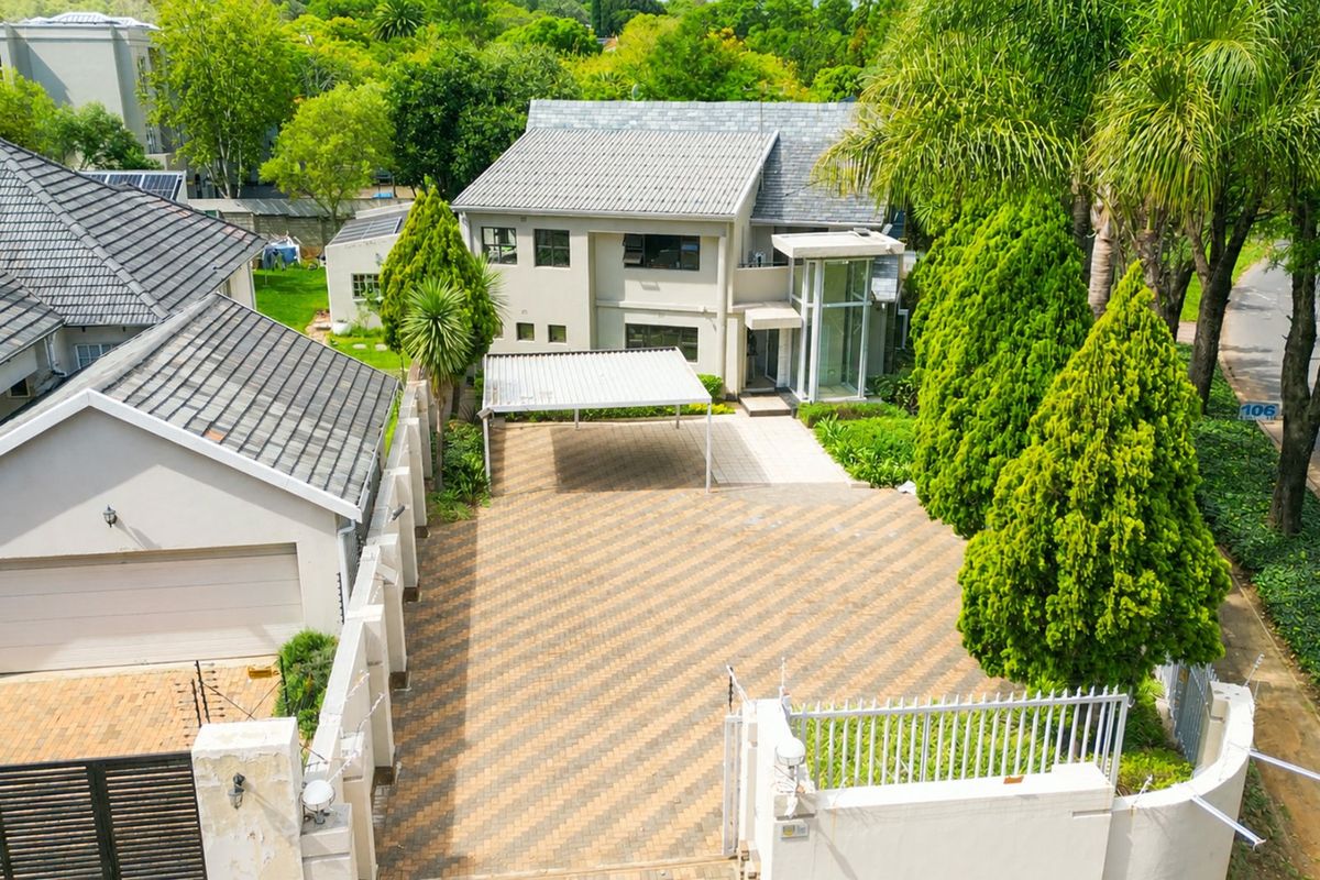 Bespoke Commercial Property to Let in Parkwood  - Photo 4