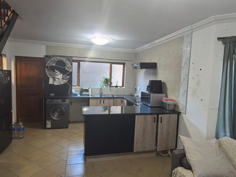 2 Bedroom, 2 Bathroom Home to Rent in Kyalami Boulevard Estate – Peaceful & Secure Living - Photo 5