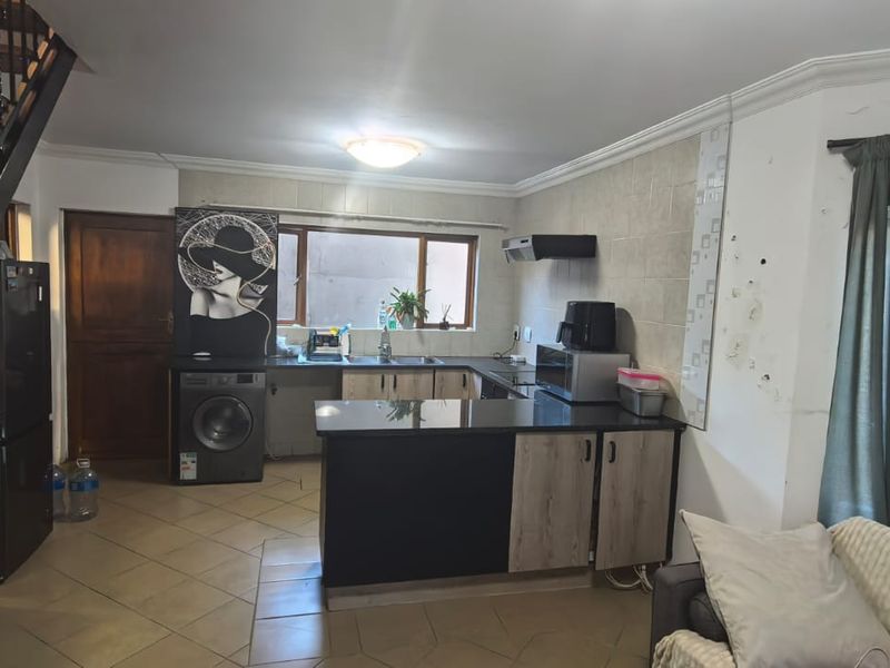 2 Bedroom, 2 Bathroom Home to Rent in Kyalami Boulevard Estate – Peaceful & Secure Living - Photo 3