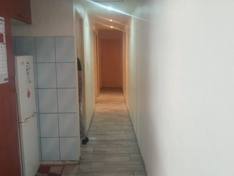 5 Bedroom house for sale in Portlands - Photo 4