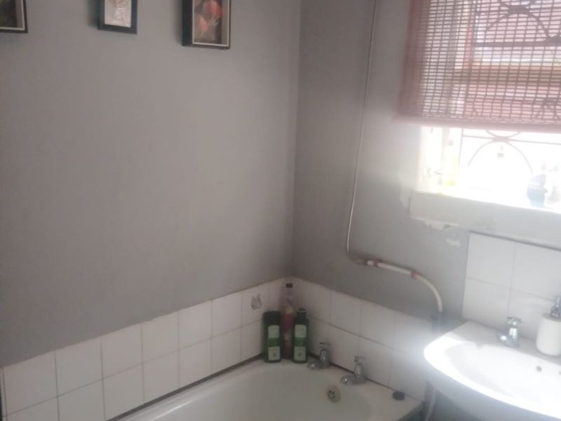 5 Bedroom house for sale in Portlands - Photo 9