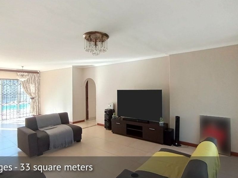 3 BEDROOM SPACIOUS PROPERTY NEW GERMANY THE WOLDS - Photo 4