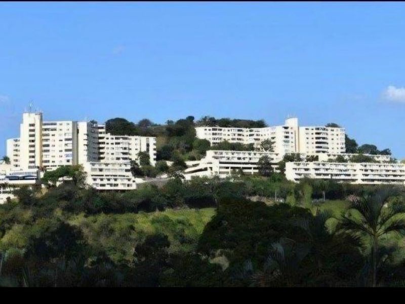 3 BEDROOM SPACIOUS FLAT FOR SALE BIRCHES PARADISE VALLEY - Photo 2
