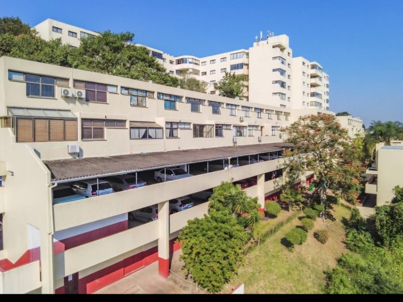 3 BEDROOM SPACIOUS FLAT FOR SALE BIRCHES PARADISE VALLEY - Photo 1