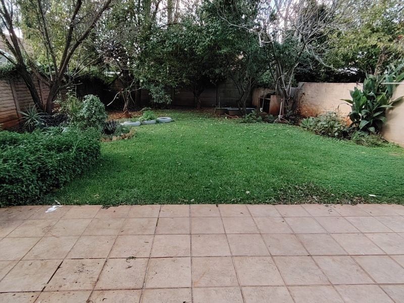 Income - Generating 3 Bedroom Family Home + 3 Flatlets - Lyttelton Manor, Centurion  - Photo 4