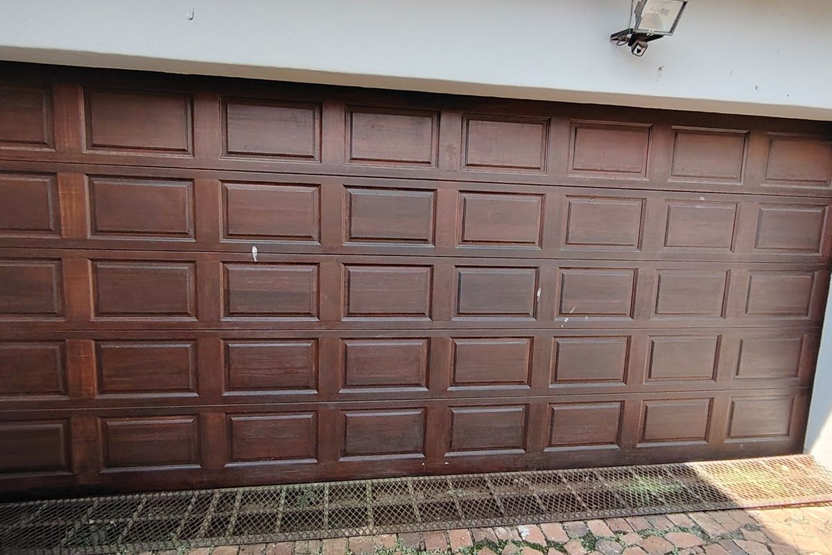 Income - Generating 3 Bedroom Family Home + 3 Flatlets - Lyttelton Manor, Centurion  - Photo 3