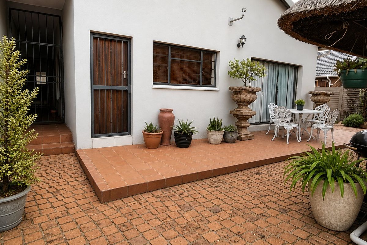 Income - Generating 3 Bedroom Family Home + 3 Flatlets - Lyttelton Manor, Centurion  - Photo 5