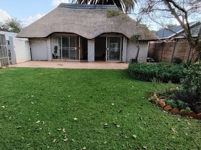 Income - Generating 3 Bedroom Family Home + 3 Flatlets - Lyttelton Manor, Centurion  - Photo 6
