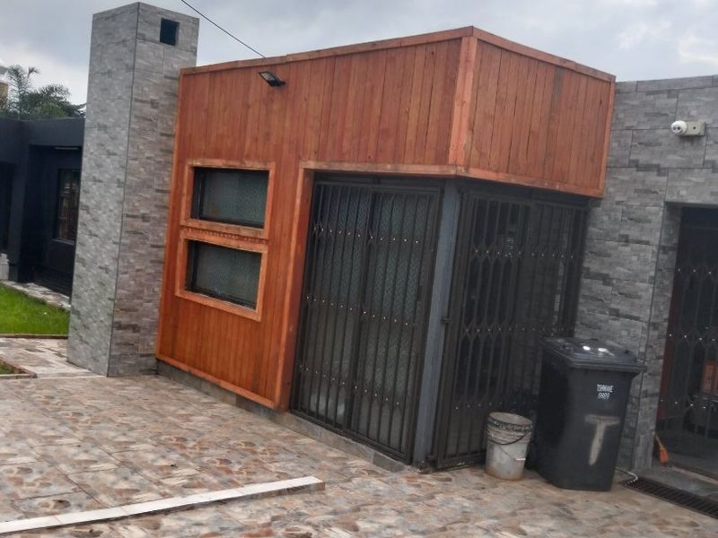 FOR SALE | WESPARK | 4 BEDROOM FAMILY HOME WITH INCOME POTENTIAL - Photo 6