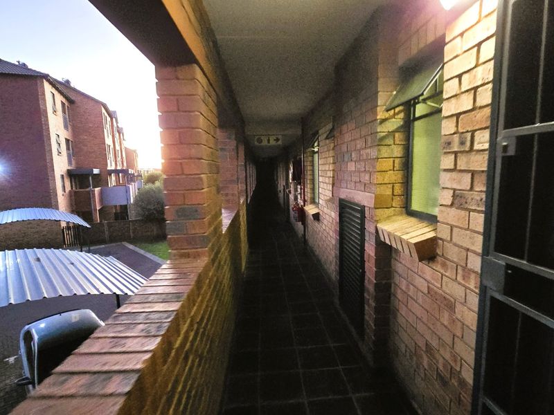 Modern 2 Bedroom Apartment for Sale in Sought-After Montana Tuine – Perfect Investment Opportunity - Photo 7