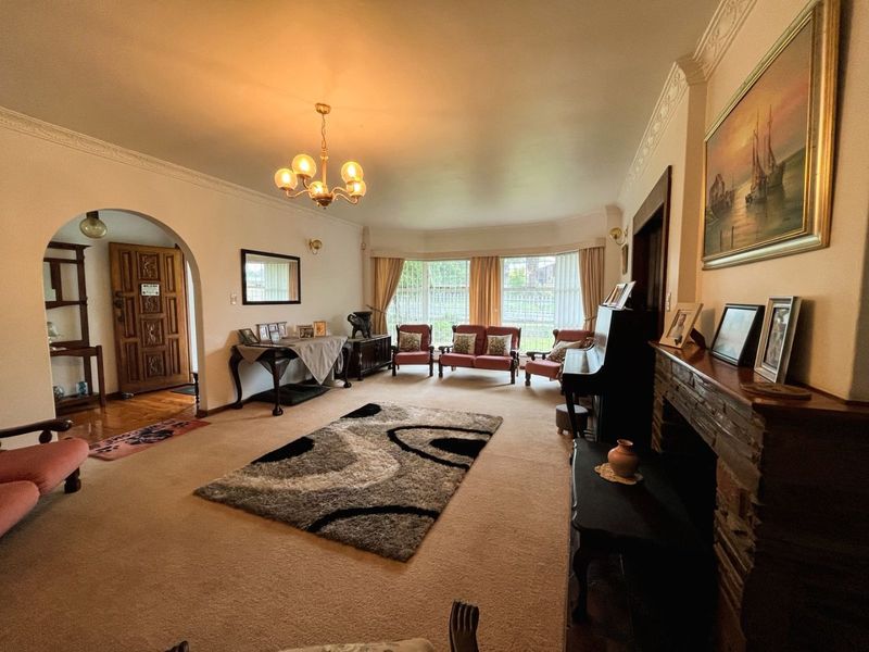 Well-priced and spacious Home in Vanes Estate - Photo 9