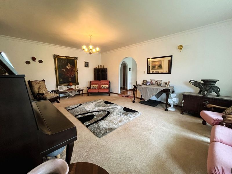 Well-priced and spacious Home in Vanes Estate - Photo 7