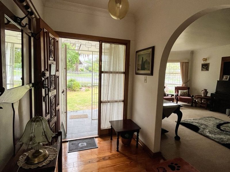 Well-priced and spacious Home in Vanes Estate - Photo 5