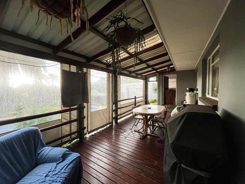 Entertainer’s Home in Vanes Estate  - Photo 10