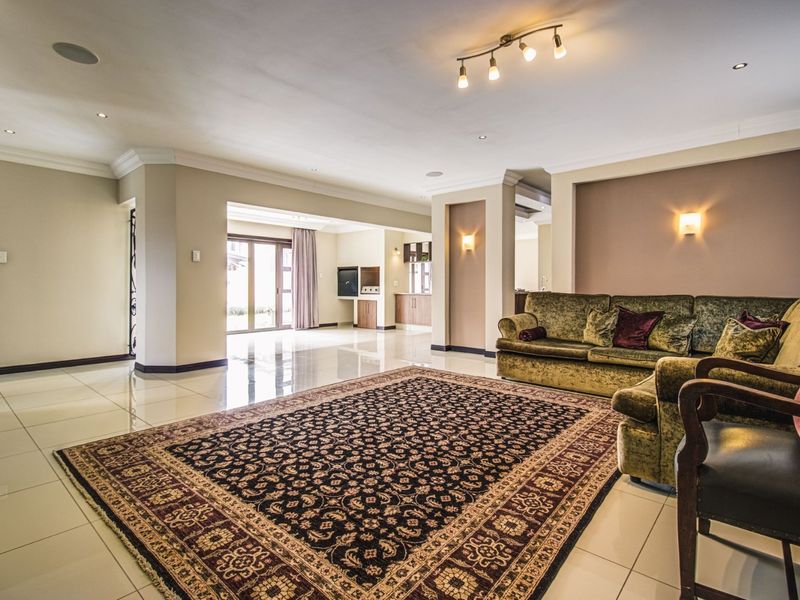 Exclusive Property for Sale - Glen Eagle Estate - Photo 8